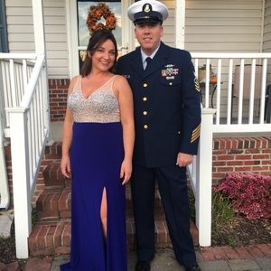 Adrianna Papell size 10